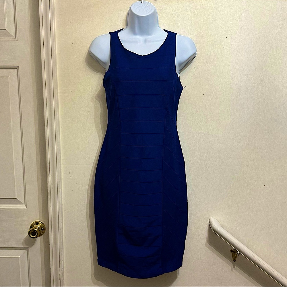 Women’s Maternity body con dress size S